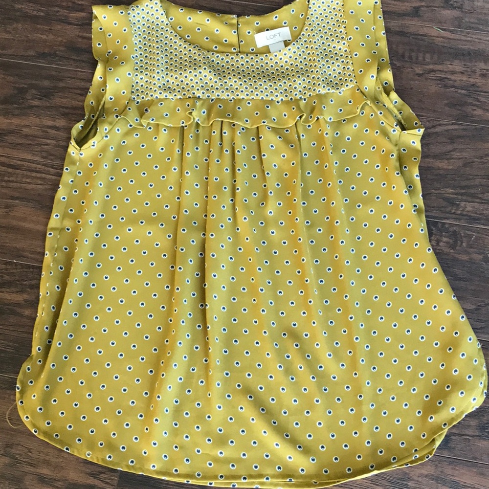 💛💛Billowy top! 💛💛